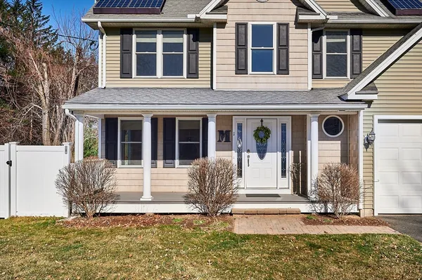 $548,500 | 1 2nd Avenue, Easthampton, MA 01027