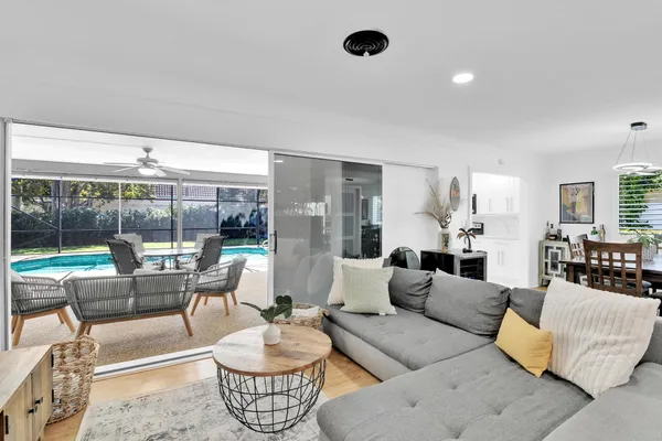 $6,750 | 798 East Boca Raton Road, Boca Raton, FL 33432
