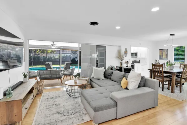 $6,750 | 798 East Boca Raton Road, Boca Raton, FL 33432