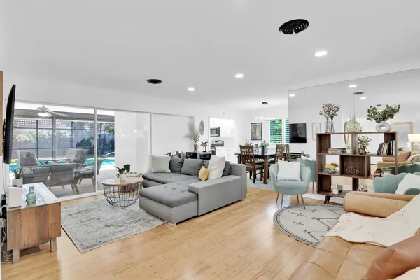 $6,750 | 798 East Boca Raton Road, Boca Raton, FL 33432