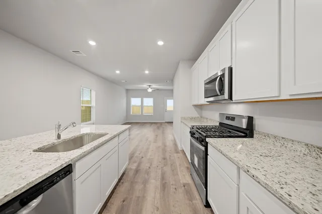 $242,900 | 422 Harrison Hope Drive, Highlands, TX 77562