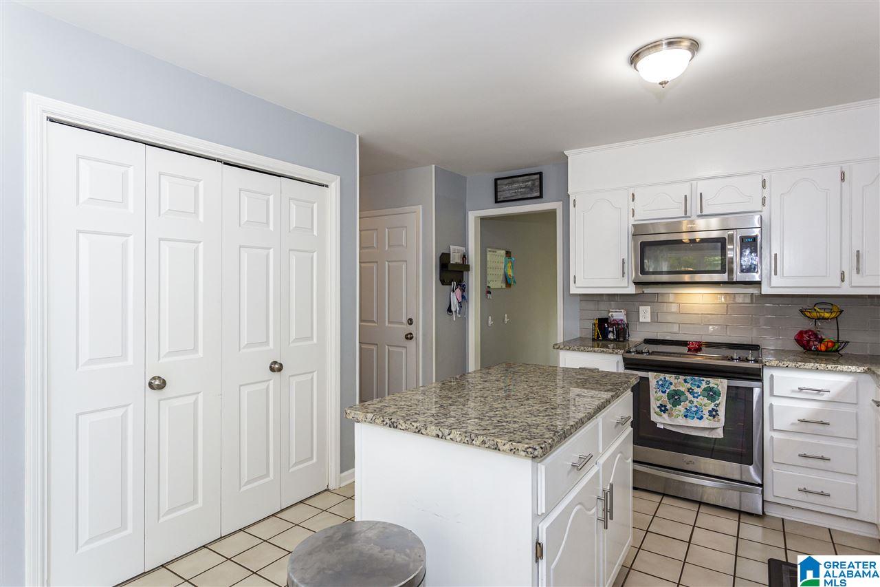 5156 Colonial Park Road Birmingham, AL 35242 - Photo 18 of 43