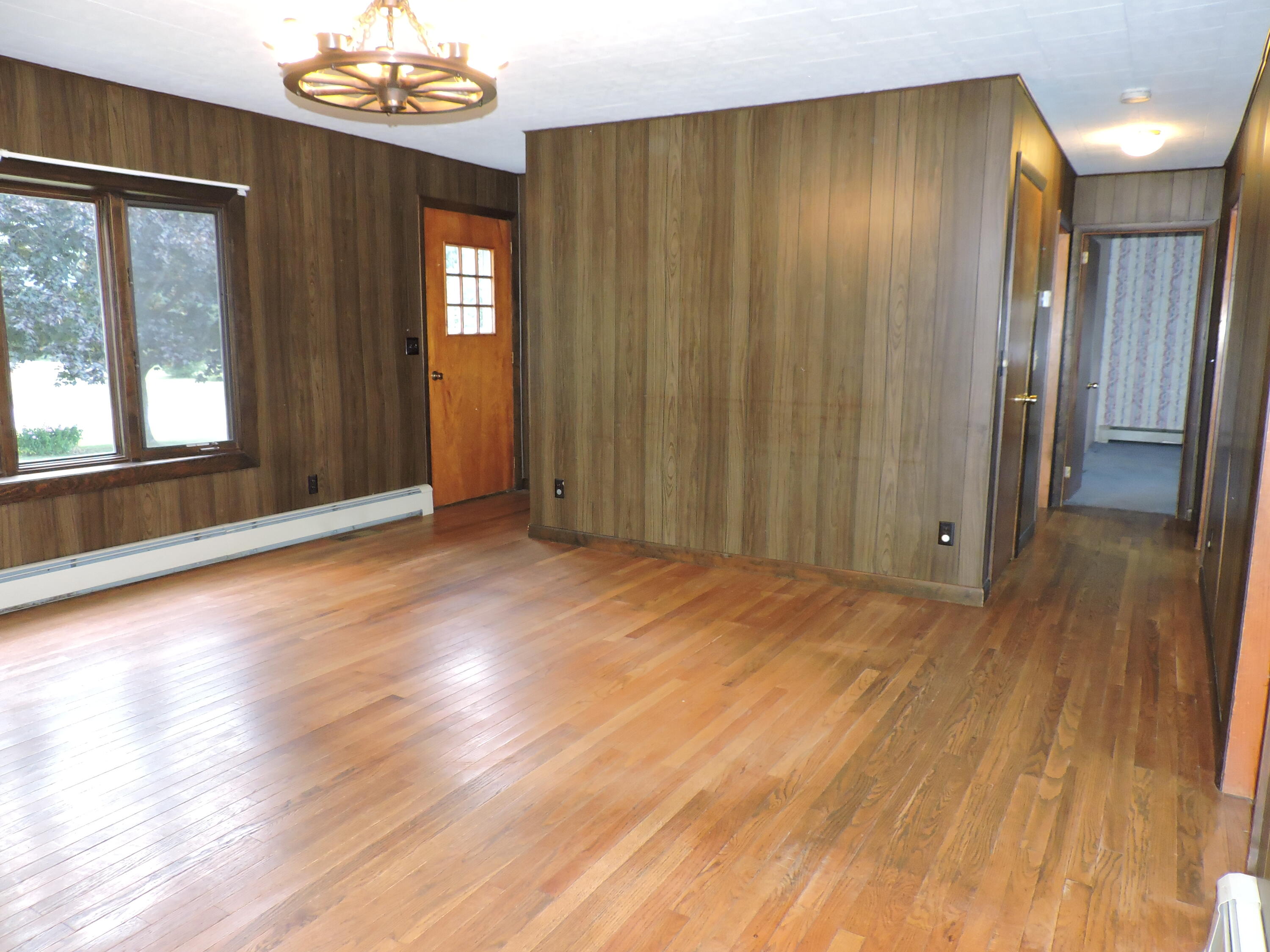 259 Meadow Road Hampden, ME 04444 - Photo 28 of 33 Living room