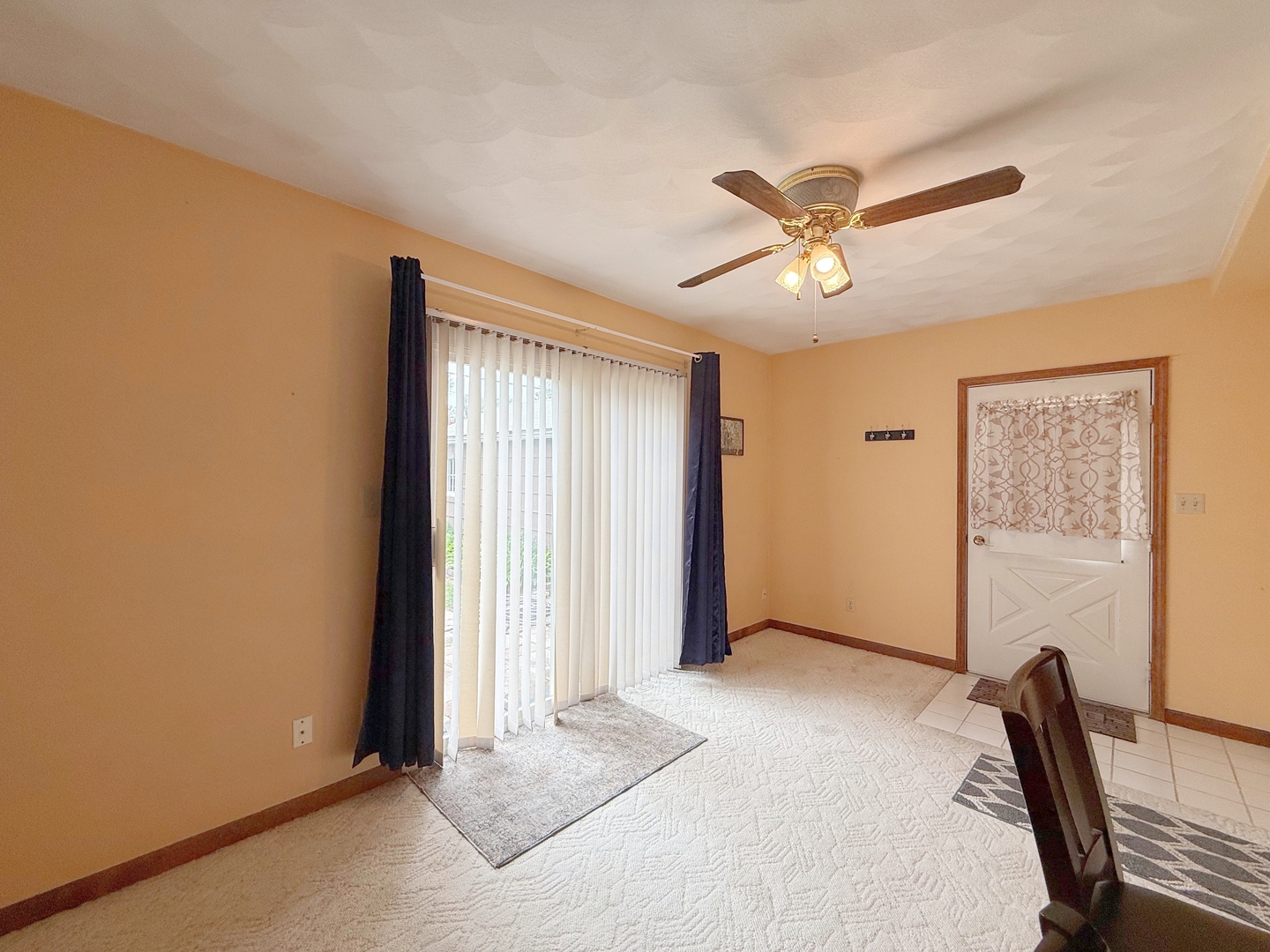 971 41st Street Moline, IL 61265 - Photo 14 of 27