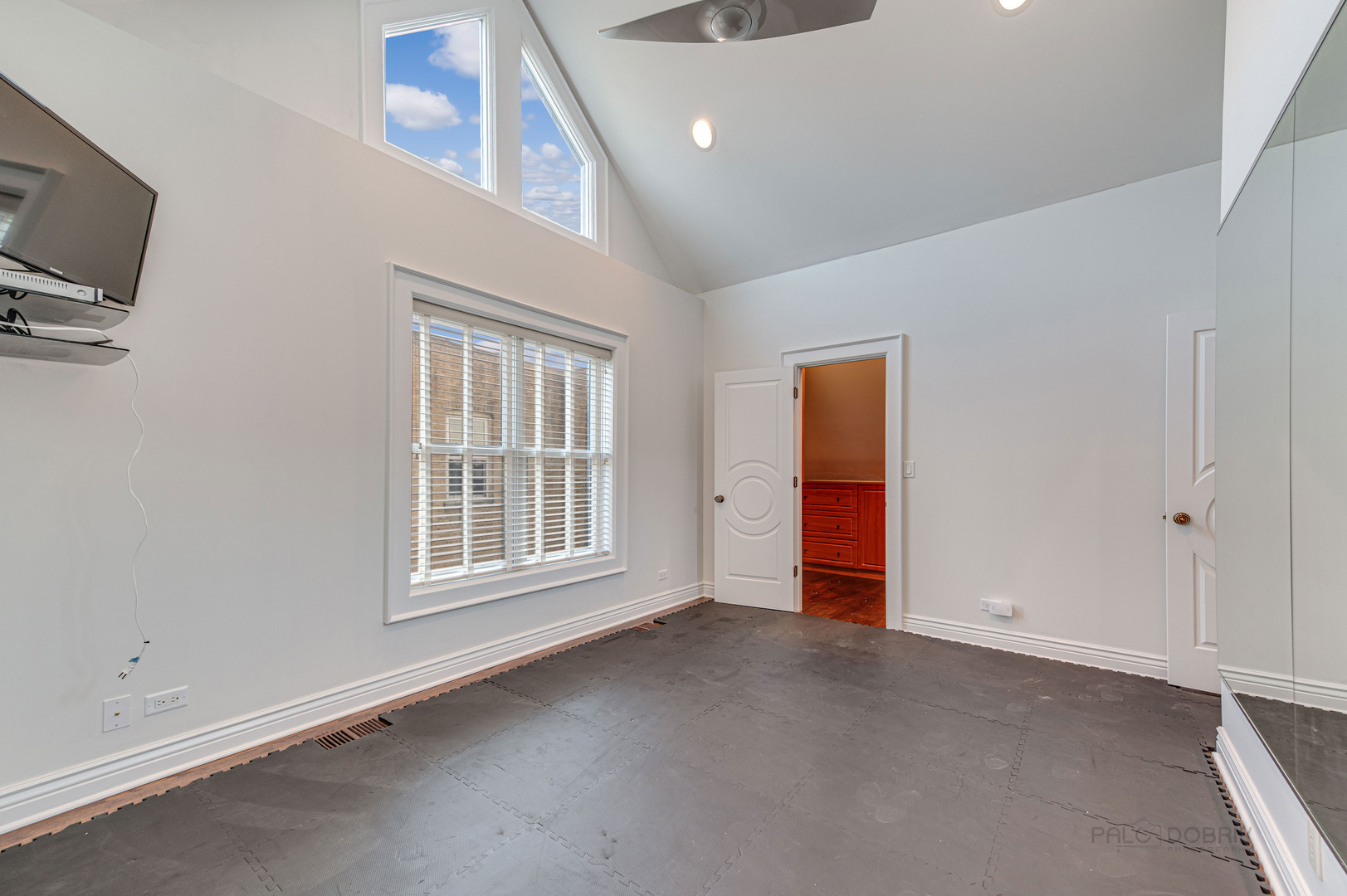 3051 West Logan Boulevard Chicago, IL 60647 - Photo 33 of 52 a view of an empty room with a window