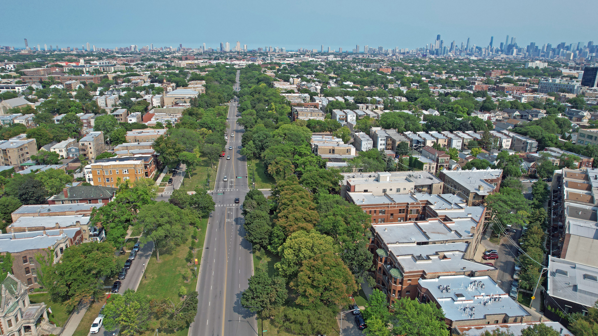 3051 West Logan Boulevard Chicago, IL 60647 - Photo 48 of 52 an aerial view of multiple house