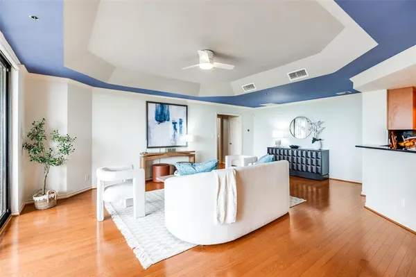 $1,062,000 | 5909 Luther Lane, Unit 2104, Dallas, TX 75225