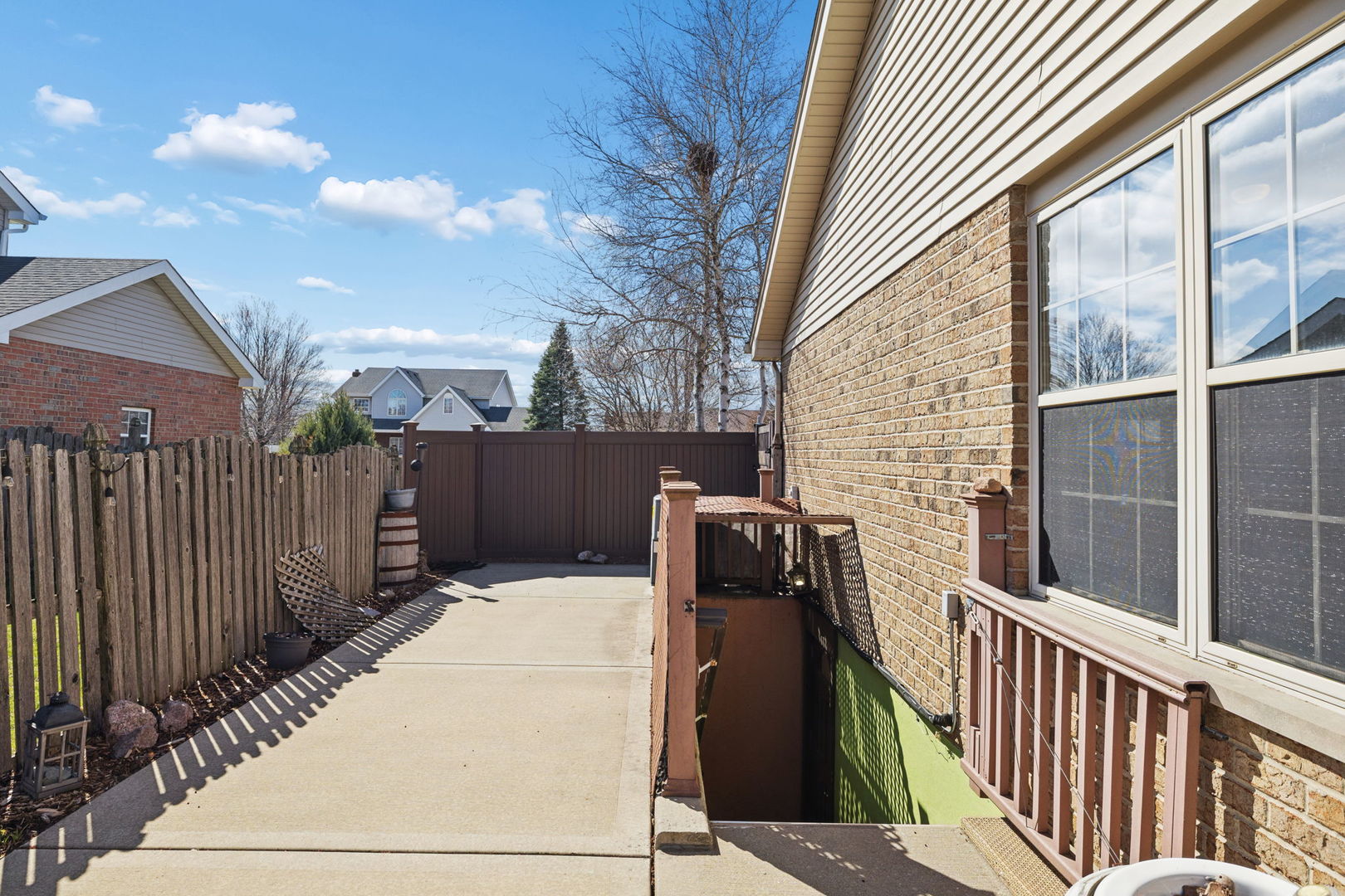 1035 Yamma Ridge New Lenox, IL 60451 - Photo 43 of 51 a view of balcony with two chairs