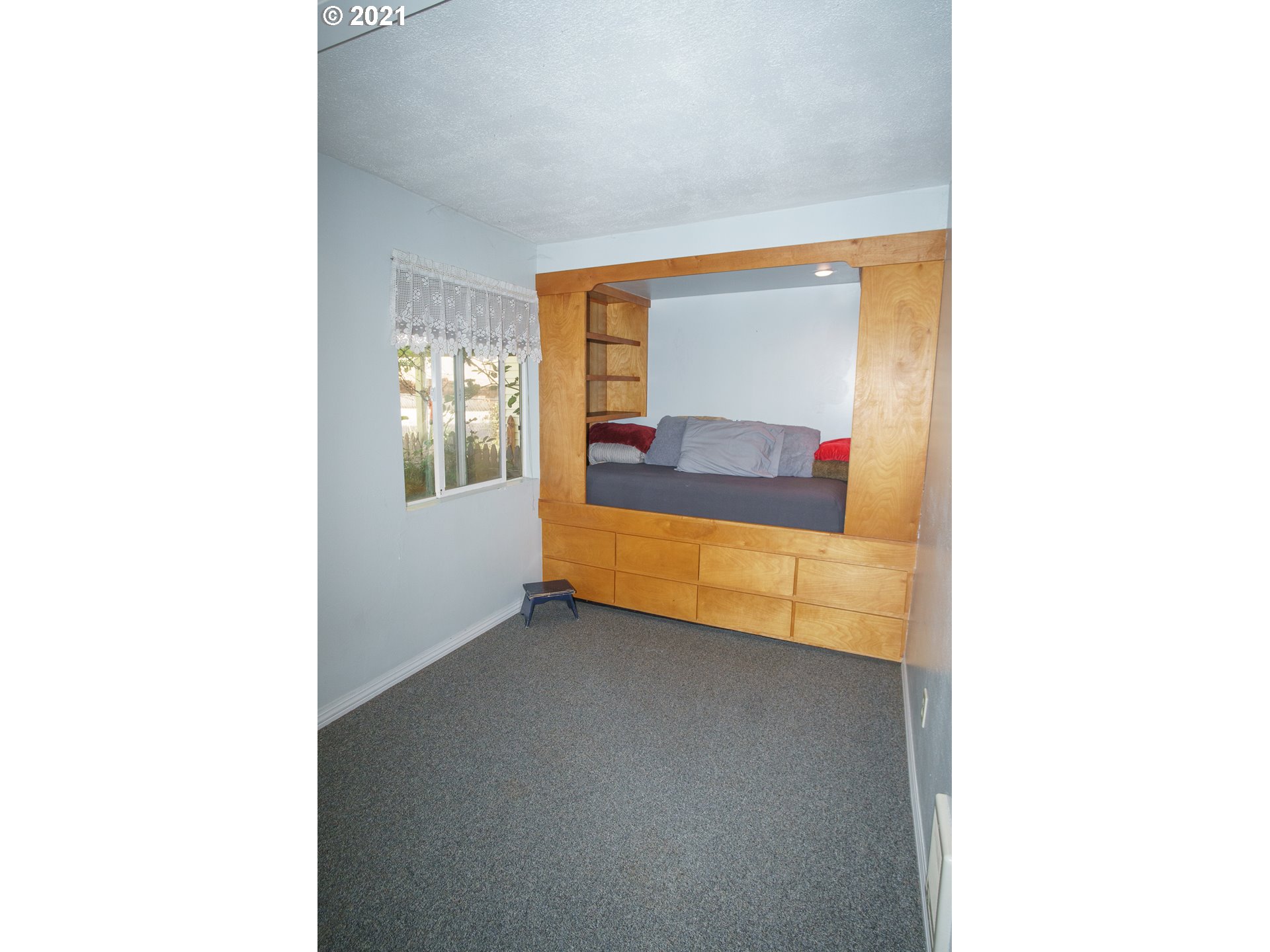 86082 Central Road Veneta, OR 97487 - Photo 13 of 18 Gallery Image 13