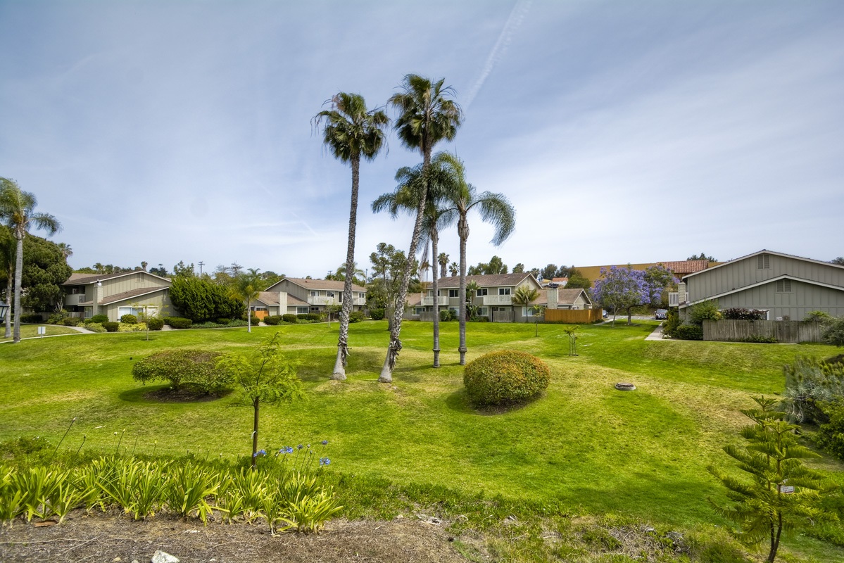 407 Requeza Street, Unit E12 Encinitas, CA 92024 - Photo 12 of 16 Gallery Image 12