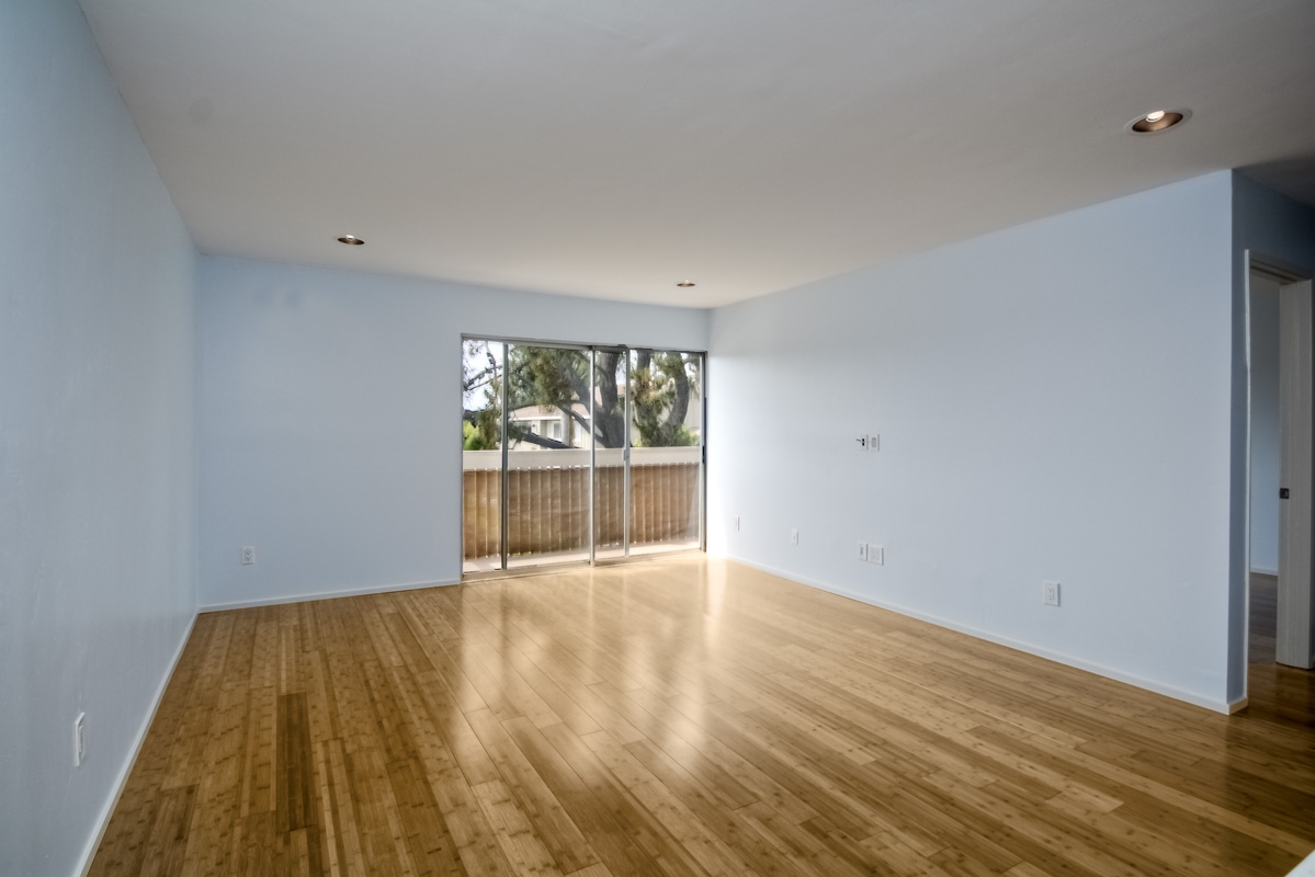 407 Requeza Street, Unit E12 Encinitas, CA 92024 - Photo 5 of 16 Gallery Image 5