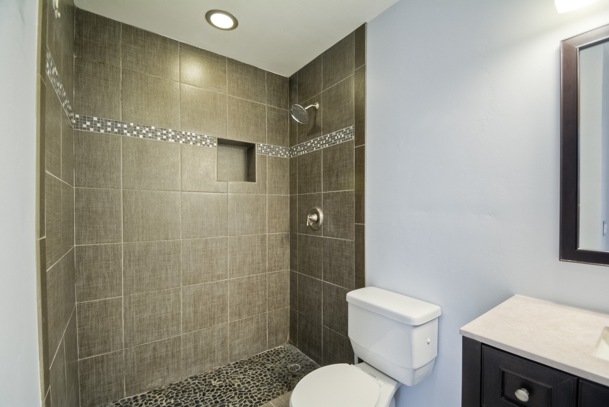407 Requeza Street, Unit E12 Encinitas, CA 92024 - Photo 7 of 16 Gallery Image 7