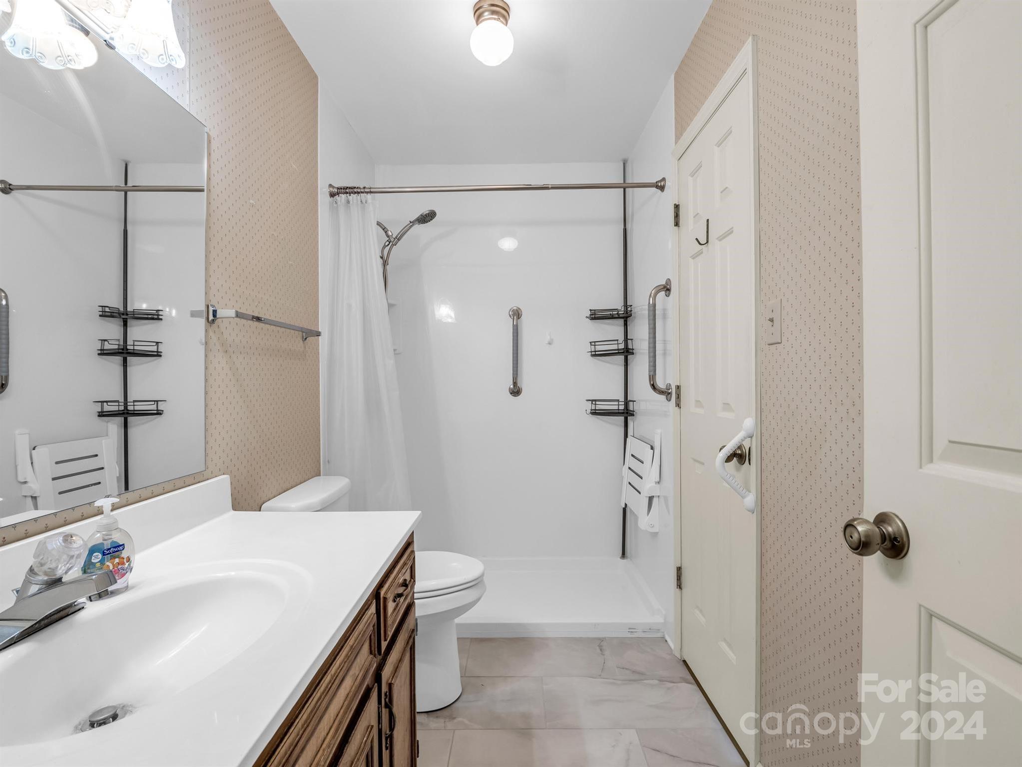 605 8th Avenue Southwest, Unit C3 Conover, NC 28613 - Photo 18 of 25 Gallery Image 18