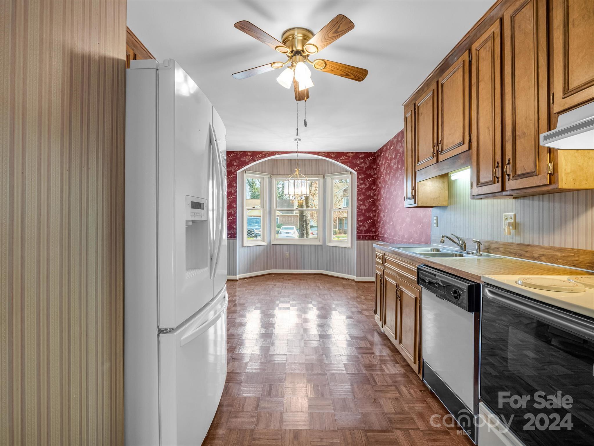 605 8th Avenue Southwest, Unit C3 Conover, NC 28613 - Photo 8 of 25 Gallery Image 8