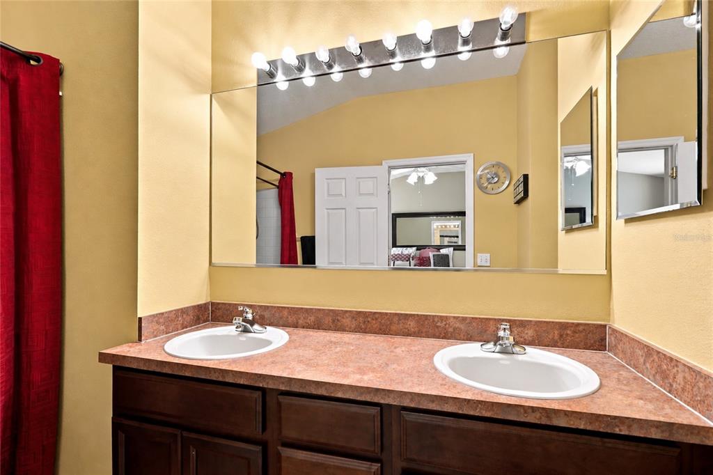 14970 Skip Jack Loop Lakewood Ranch, FL 34202 - Photo 22 of 35 Gallery Image 22