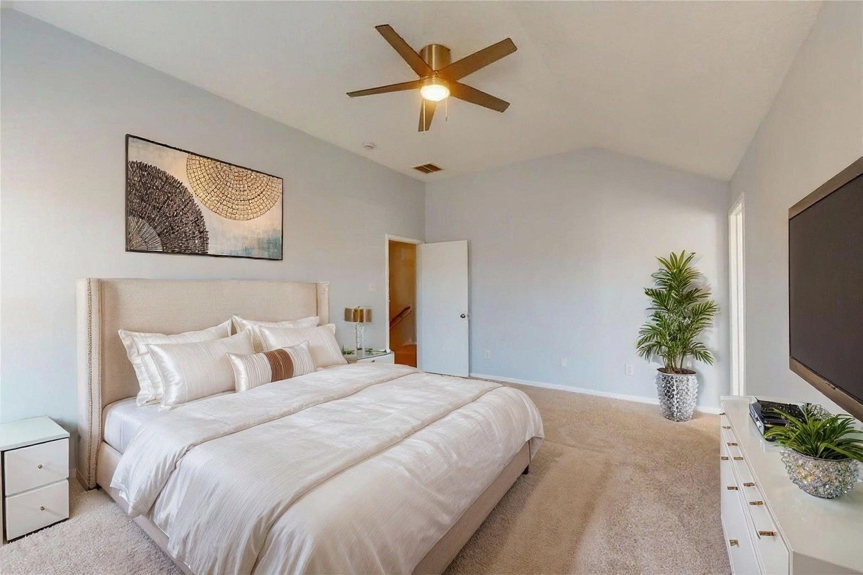 9877 Lace Flower Way Conroe, TX 77385 - Photo 19 of 43 Primary Bedroom Staged