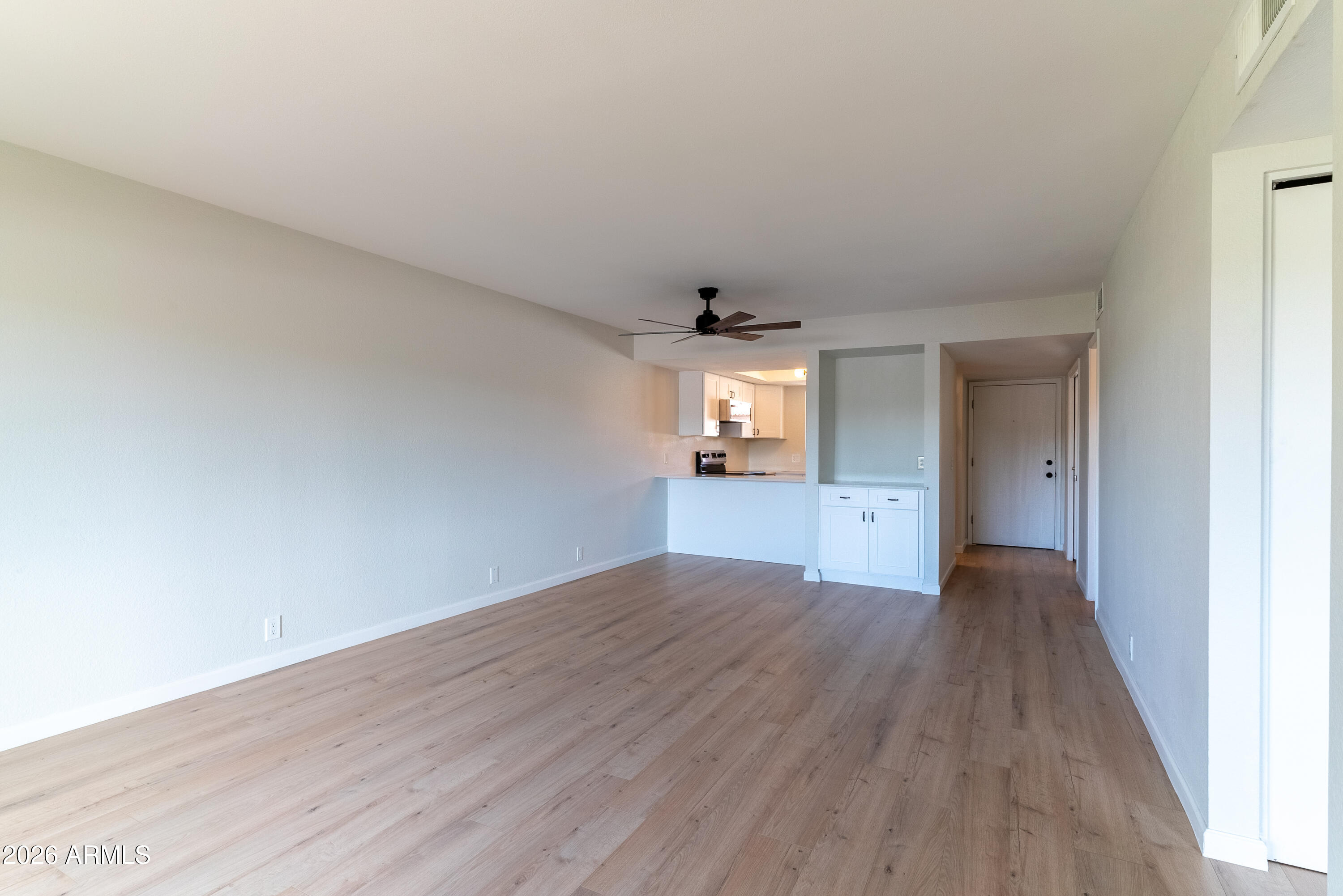 4150 East Cactus Road, Unit 216 Phoenix, AZ 85032 - Photo 4 of 40 DSC03421-HDR