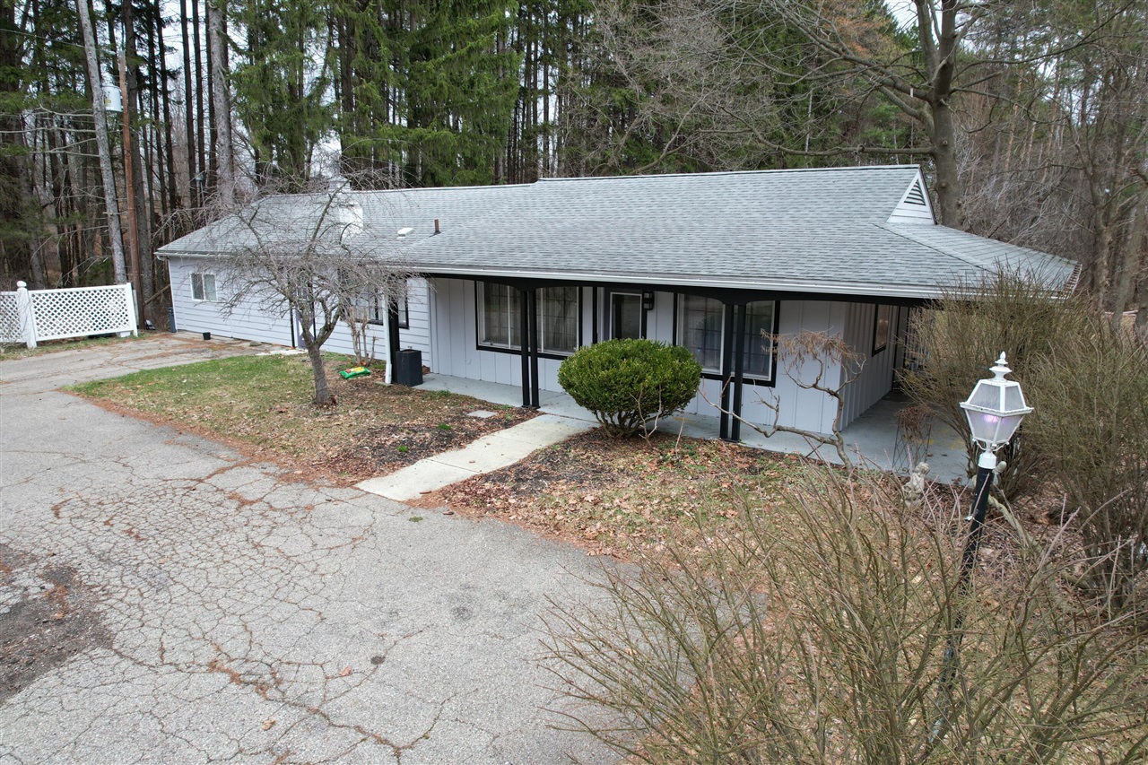 4491 South Jackson Road Jackson, MI 49203 - Photo 1 of 77
