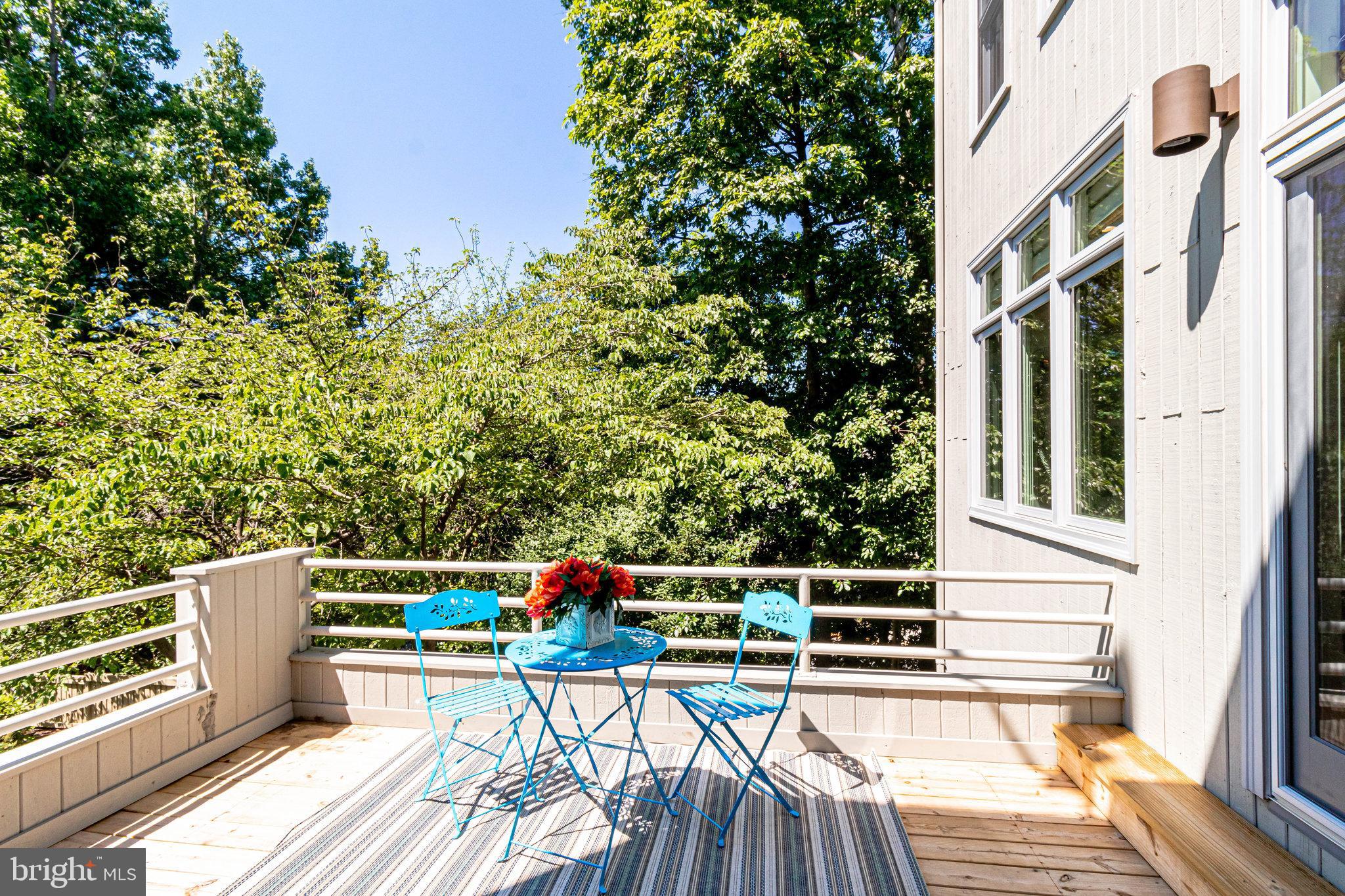 2044 Beacon Place Reston, VA 20191 - Photo 11 of 67