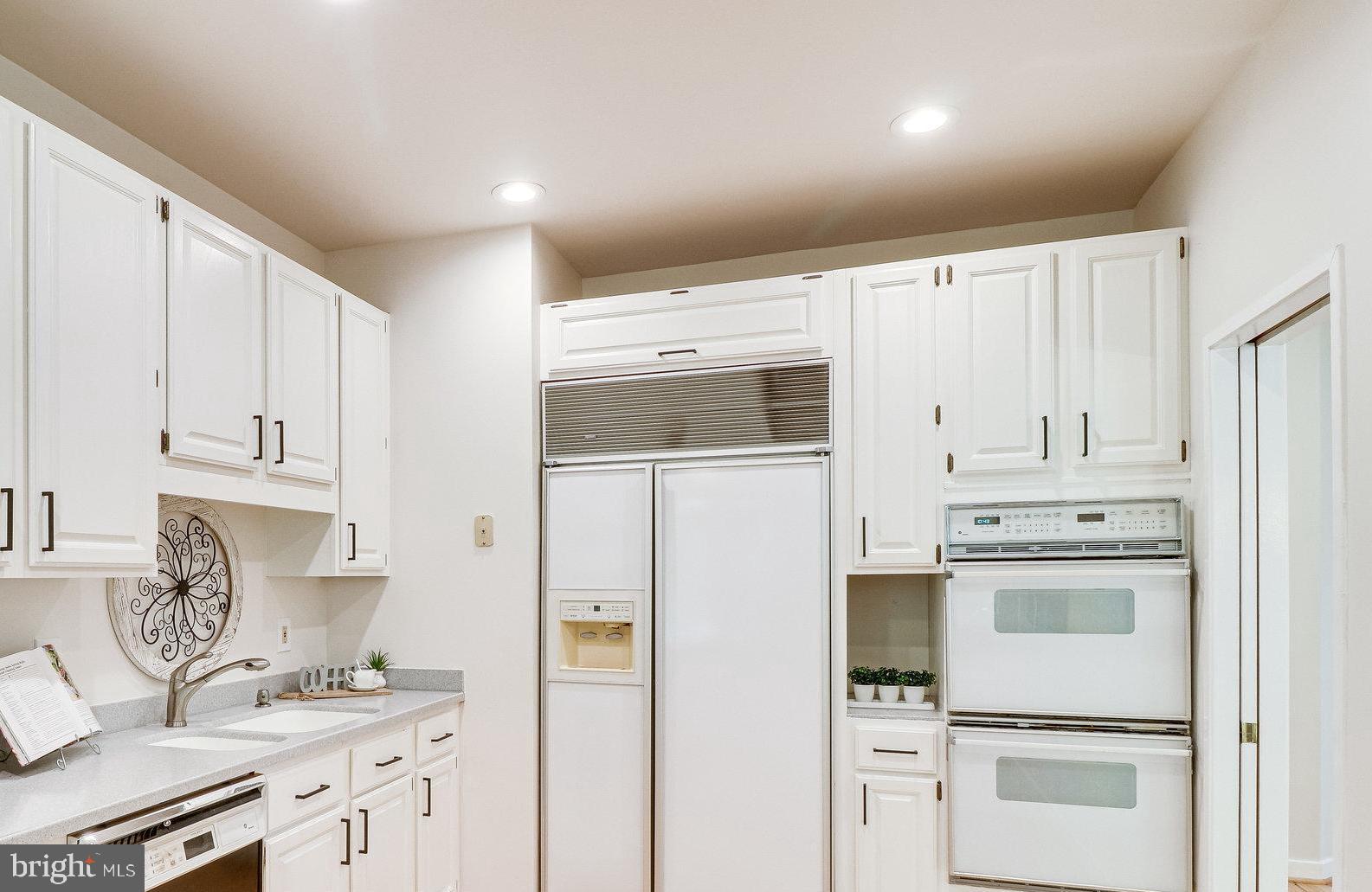 2044 Beacon Place Reston, VA 20191 - Photo 21 of 67