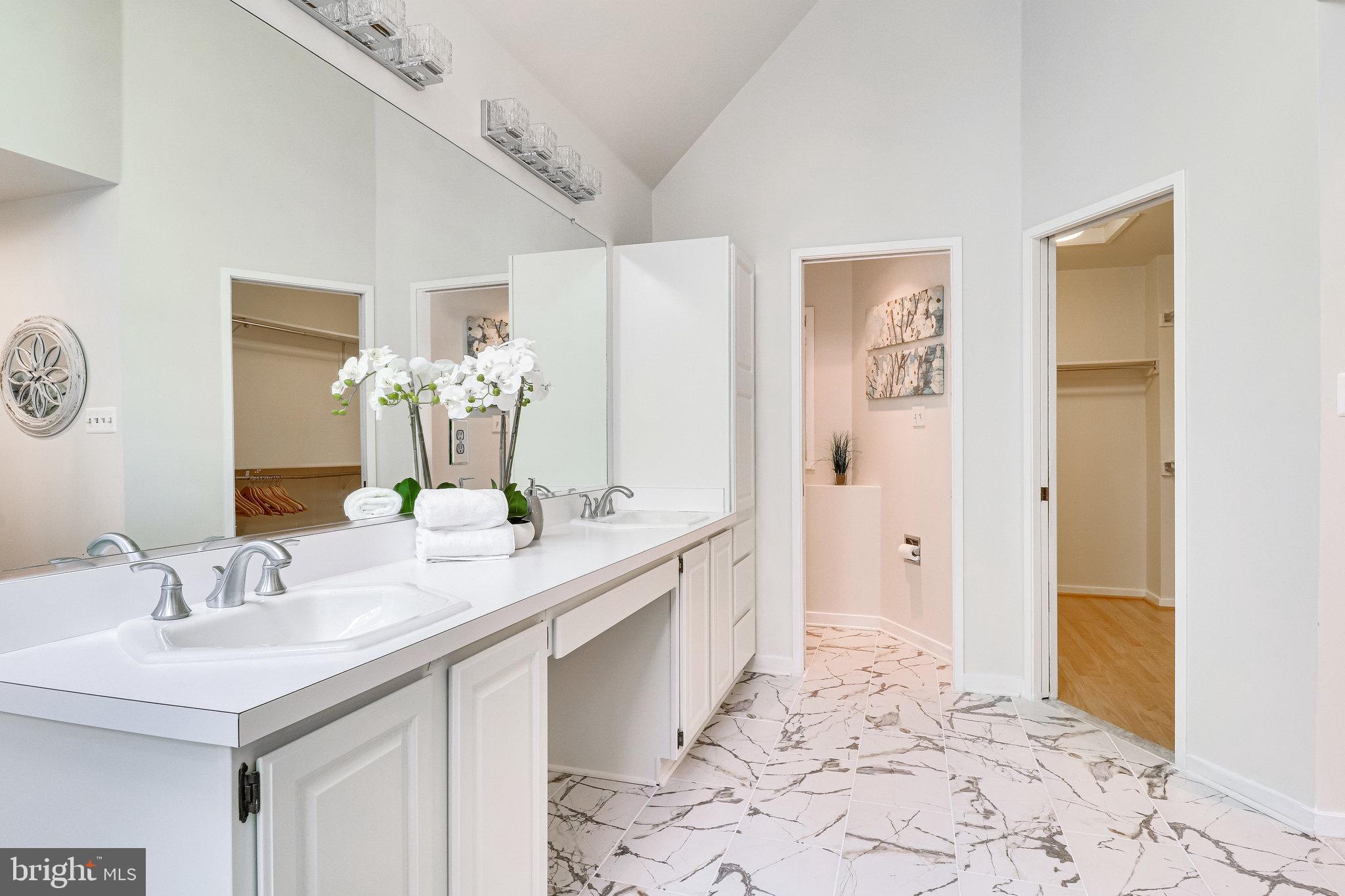 2044 Beacon Place Reston, VA 20191 - Photo 33 of 67