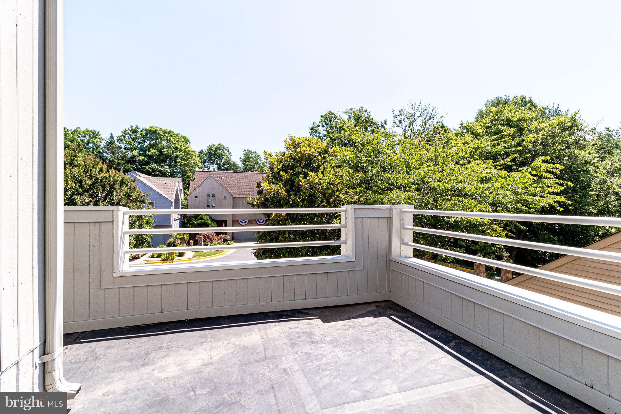 2044 Beacon Place Reston, VA 20191 - Photo 39 of 67