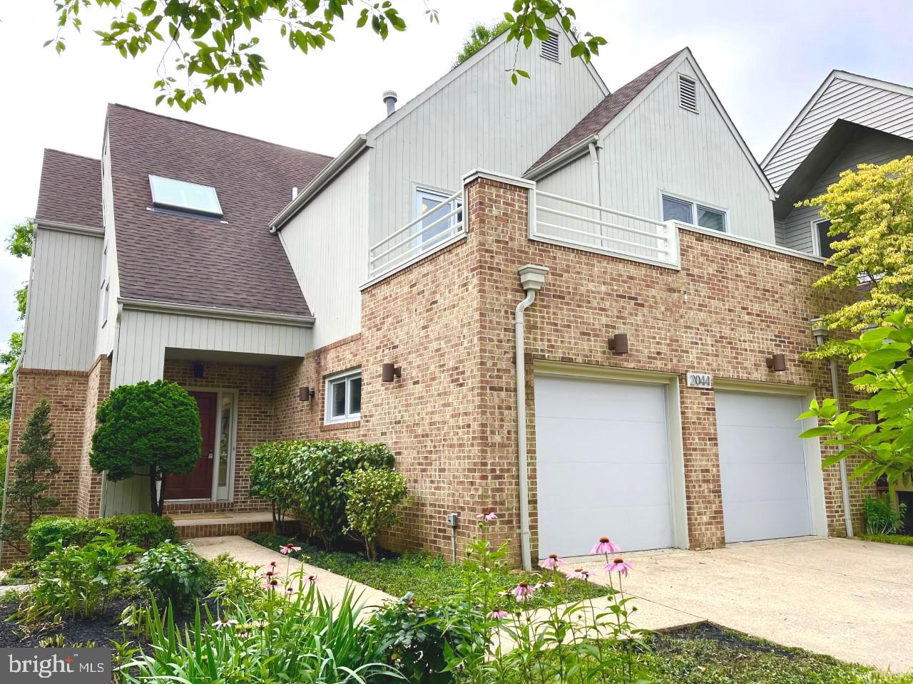 2044 Beacon Place, Reston, VA 20191 Compass