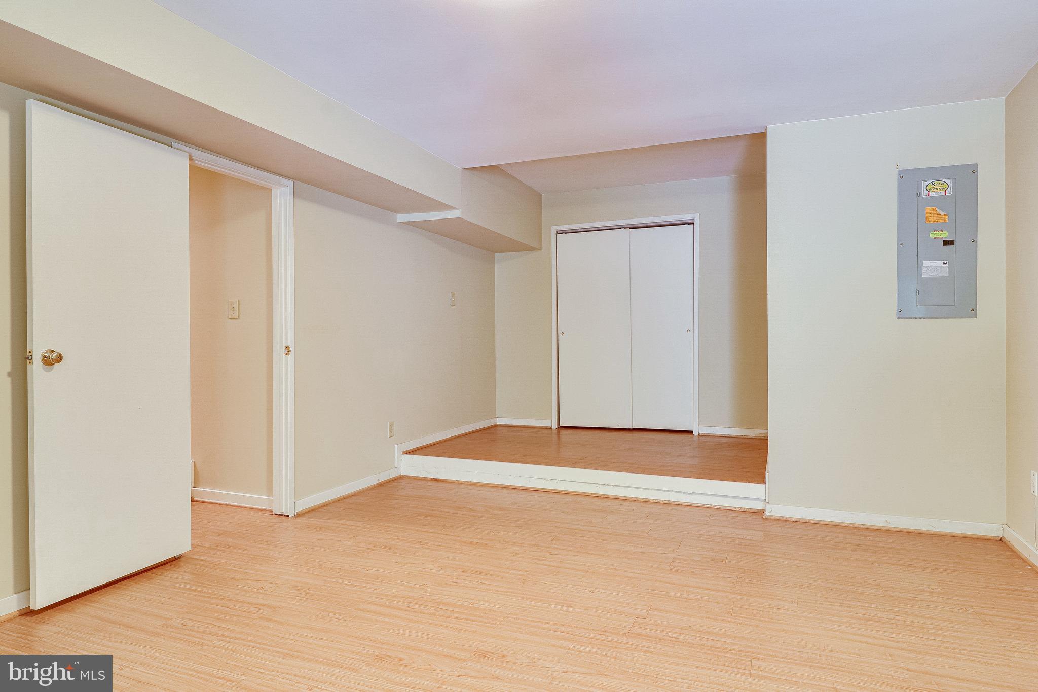 2044 Beacon Place Reston, VA 20191 - Photo 46 of 67