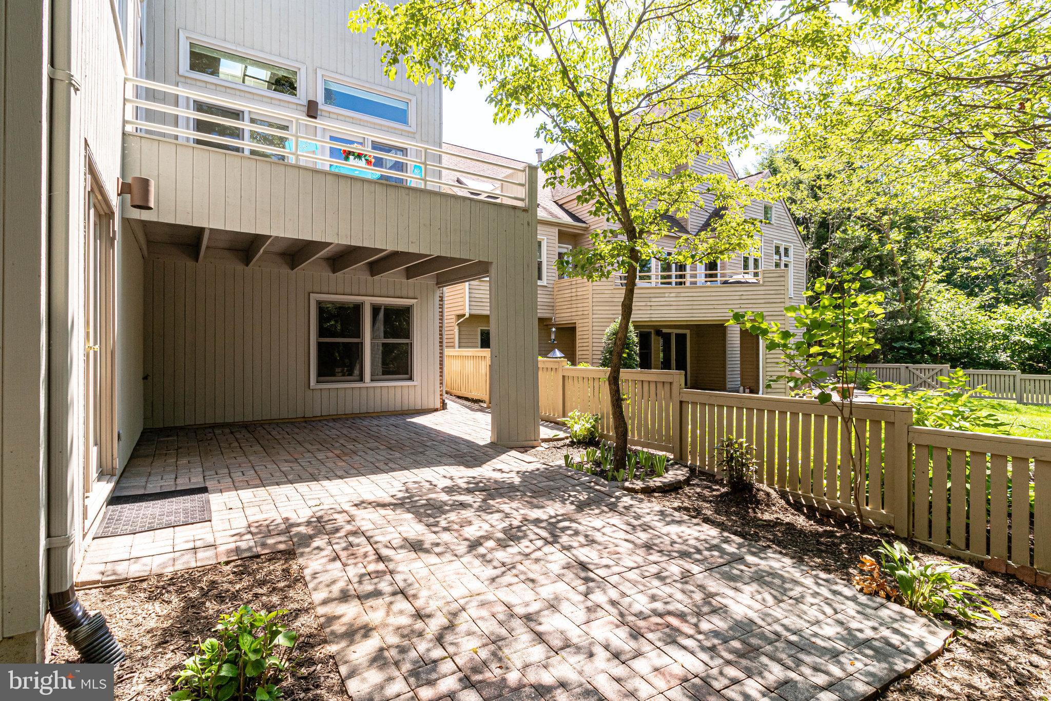 2044 Beacon Place Reston, VA 20191 - Photo 50 of 67