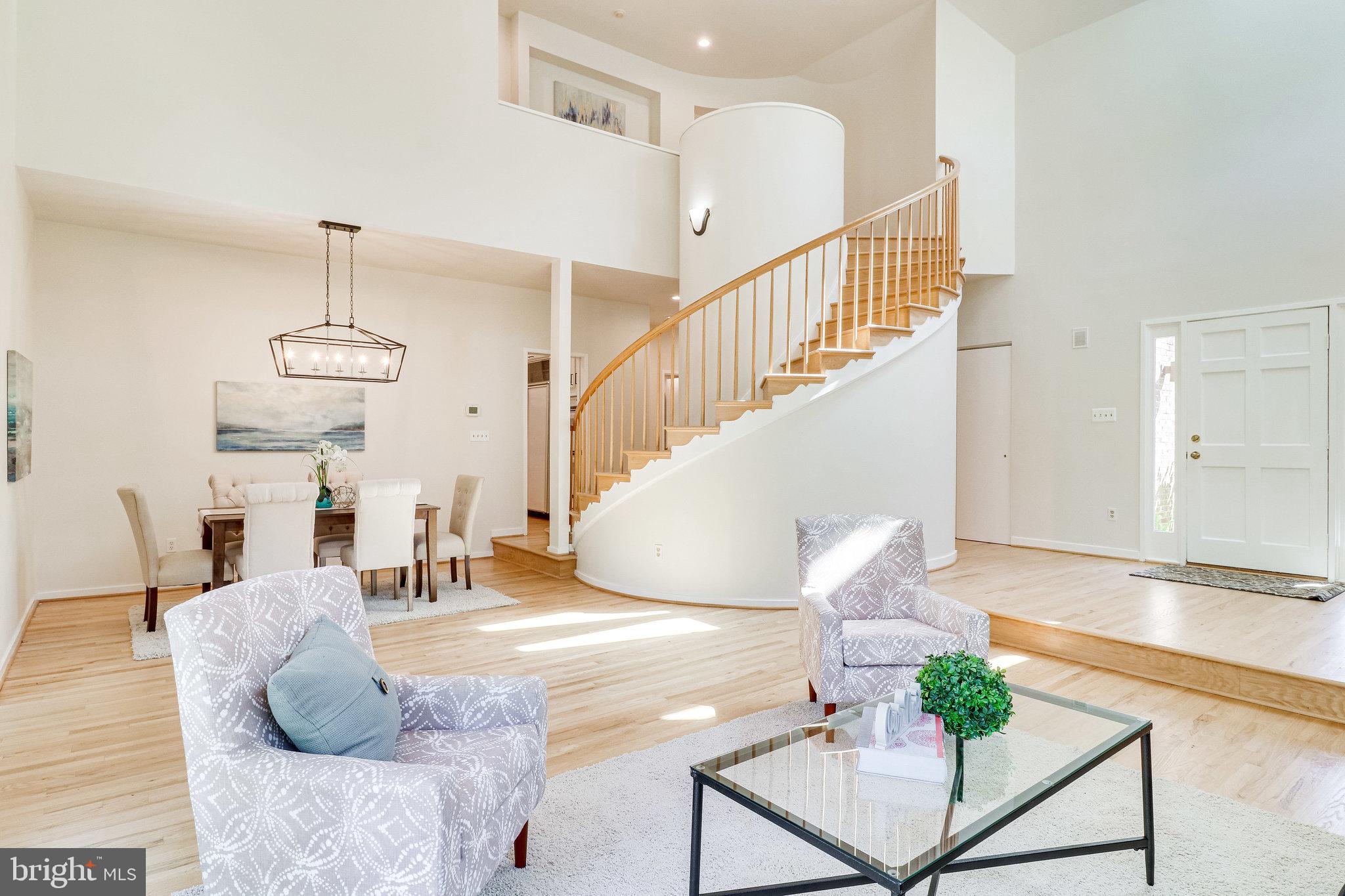 2044 Beacon Place, Reston, VA 20191 Compass