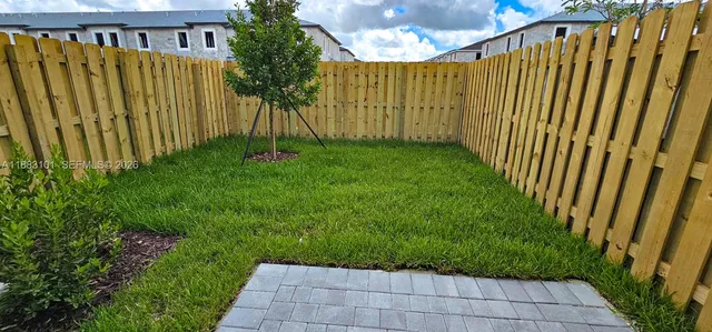 $2,350 | 15620 Southwest 277th Terrace, Unit 15620, Homestead, FL 33032