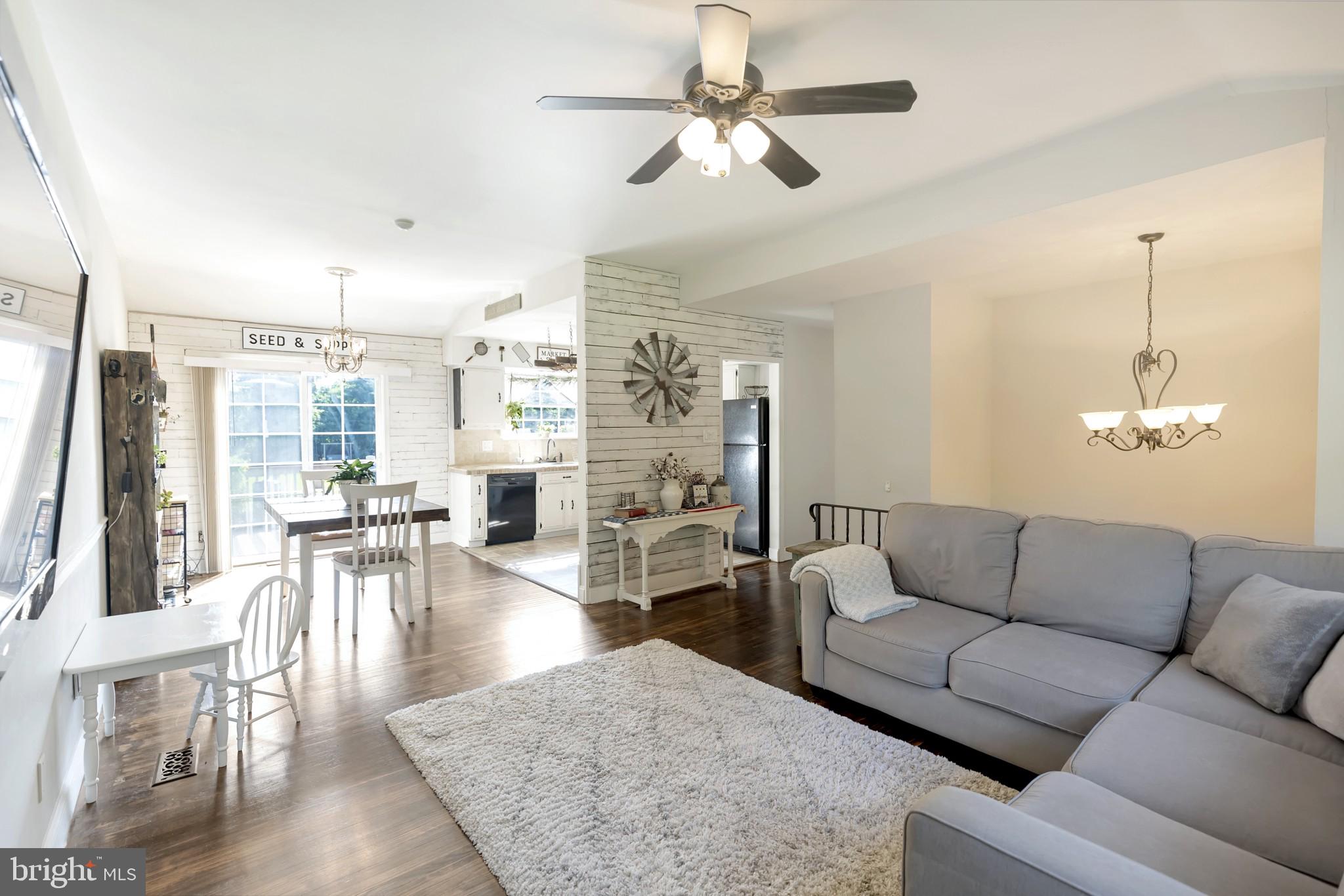 507 New Road Southampton, NJ 08088 - Photo 3 of 30