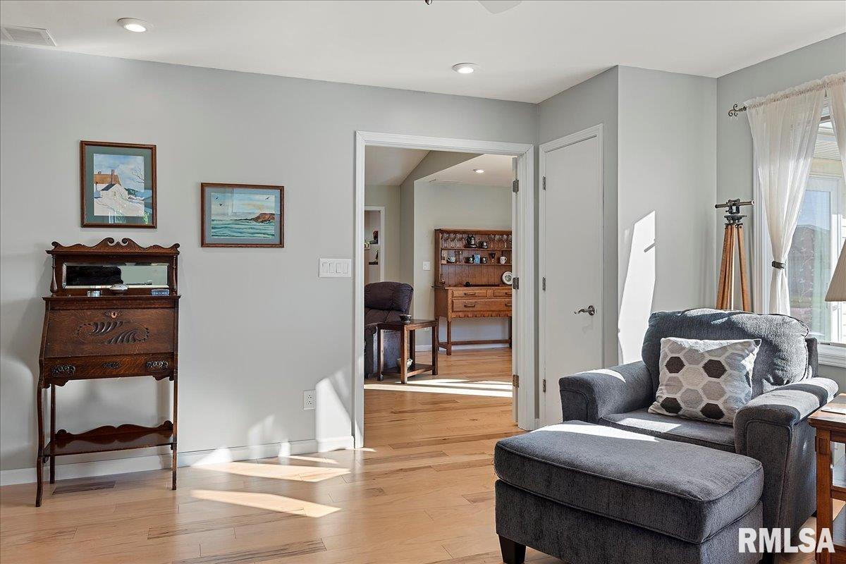 1224 Old Crows Way Springfield, IL 62712 - Photo 16 of 32