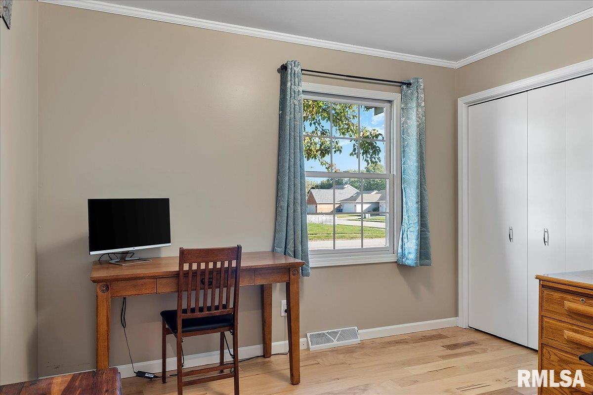 1224 Old Crows Way Springfield, IL 62712 - Photo 27 of 32