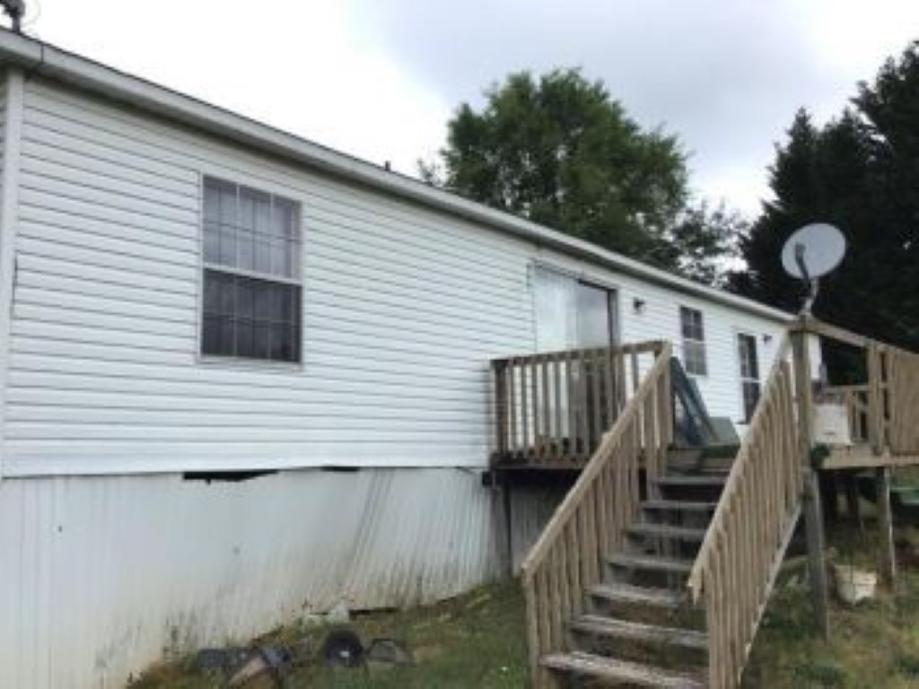 211 Evergreen Church Road Starr, SC 29684 - Photo 2 of 10 Gallery Image 2