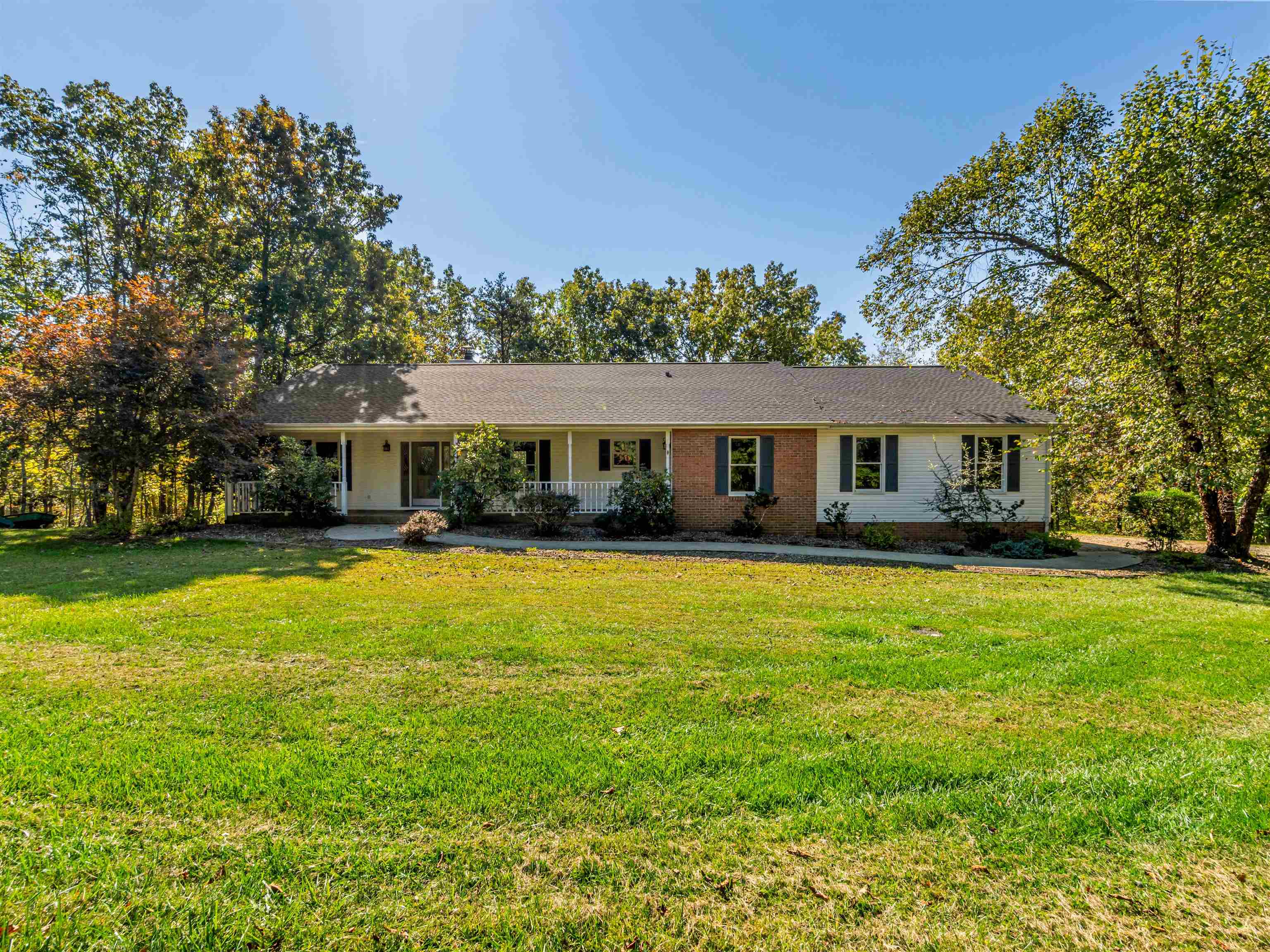 704 Jericho Road Ona, WV 25545 - Photo 1 of 30 Gallery Image 1