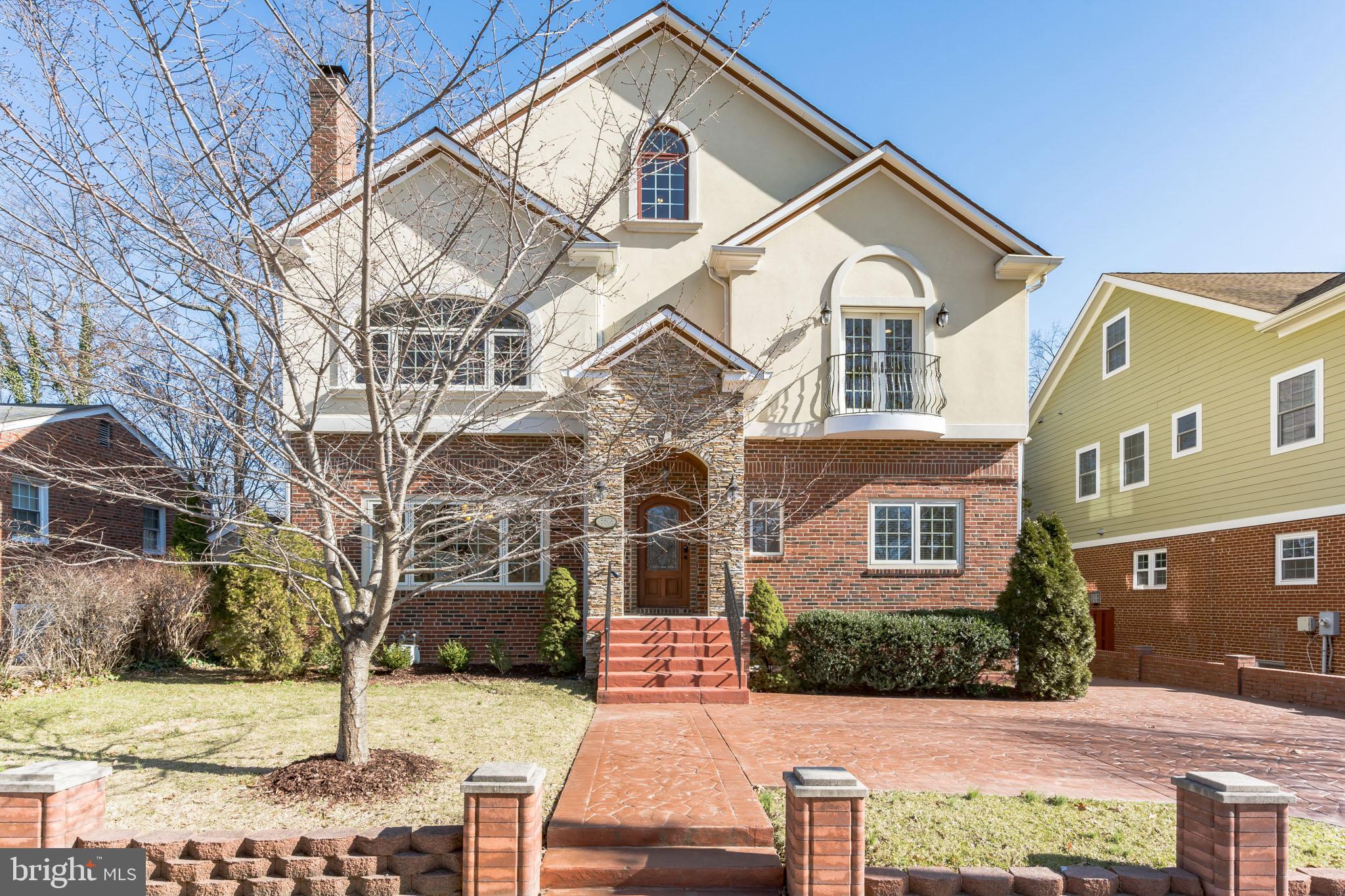 5508 North Carlin Springs Road Arlington, VA 22203 - Photo 1 of 56