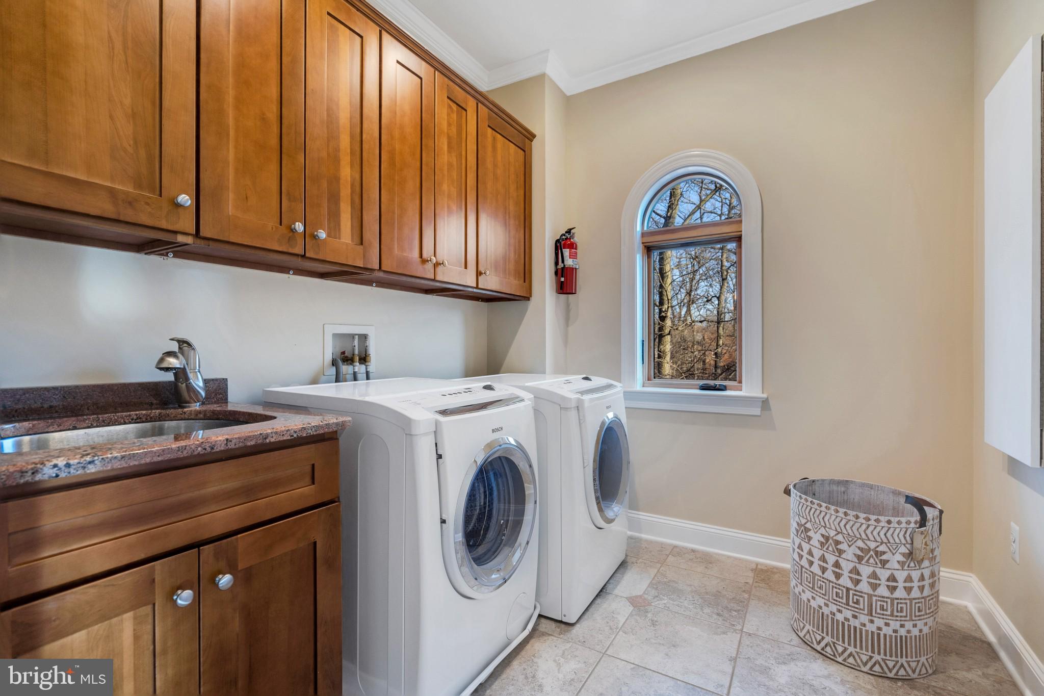 5508 North Carlin Springs Road Arlington, VA 22203 - Photo 19 of 56 laundry room