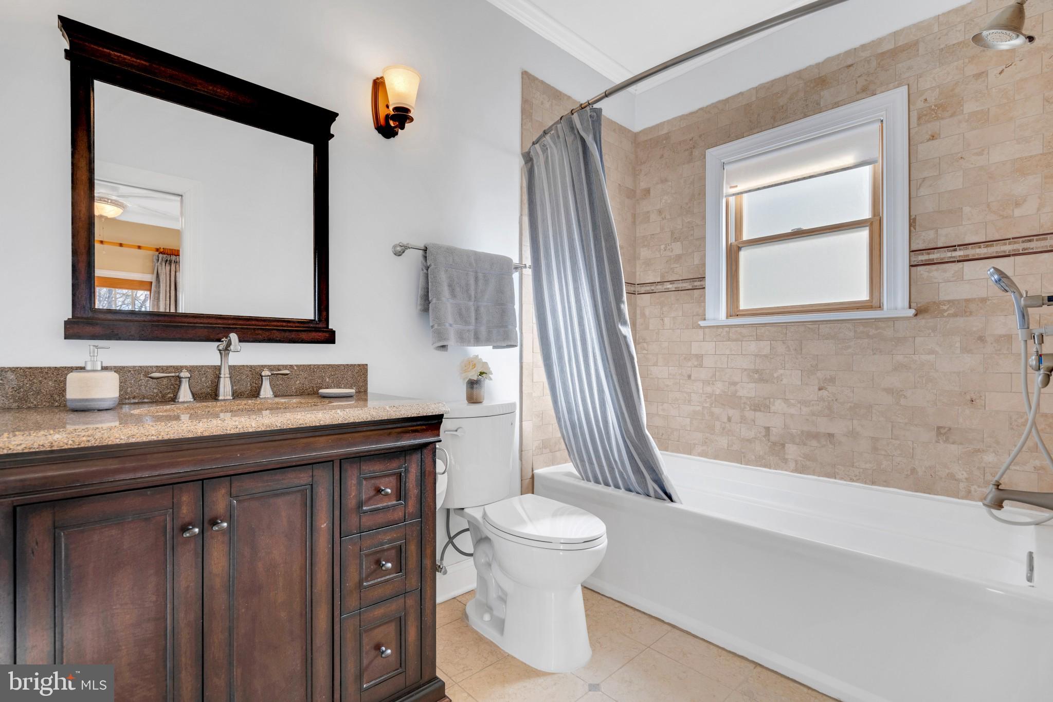 5508 North Carlin Springs Road Arlington, VA 22203 - Photo 27 of 56 1st suite bath