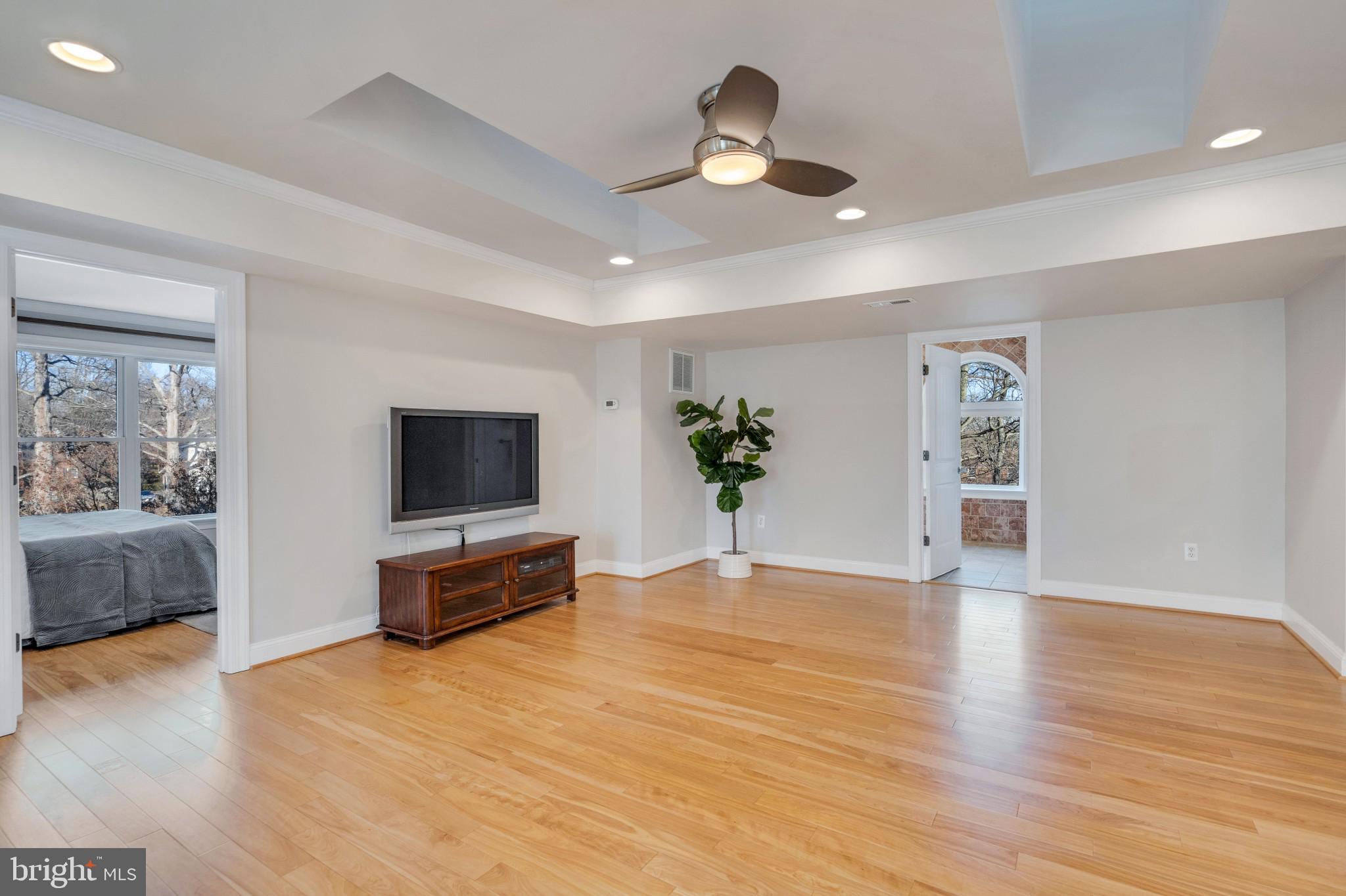 5508 North Carlin Springs Road Arlington, VA 22203 - Photo 34 of 56 family room with remote-controlled skylights