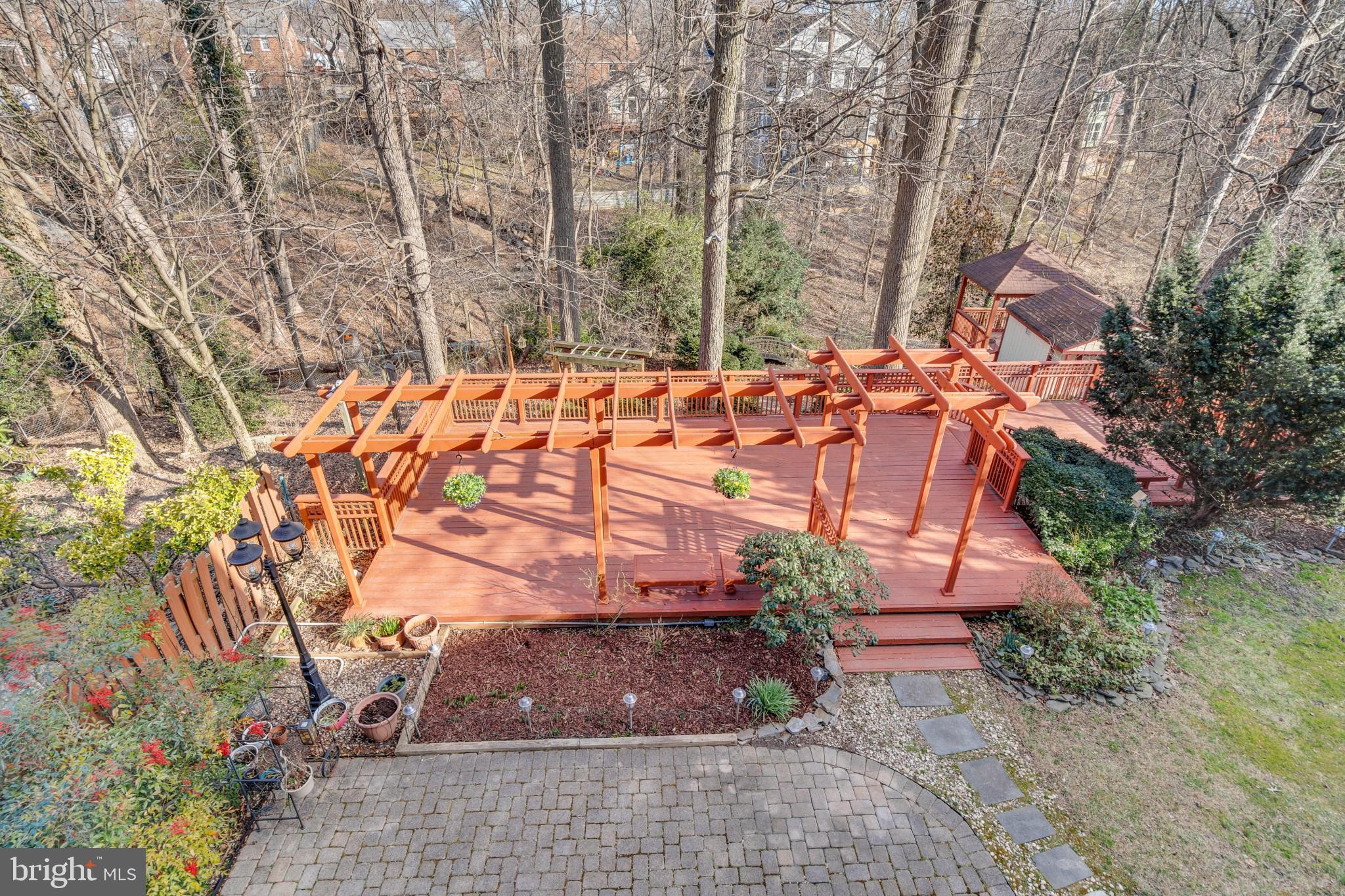5508 North Carlin Springs Road Arlington, VA 22203 - Photo 35 of 56 gorgeous deck in back yard