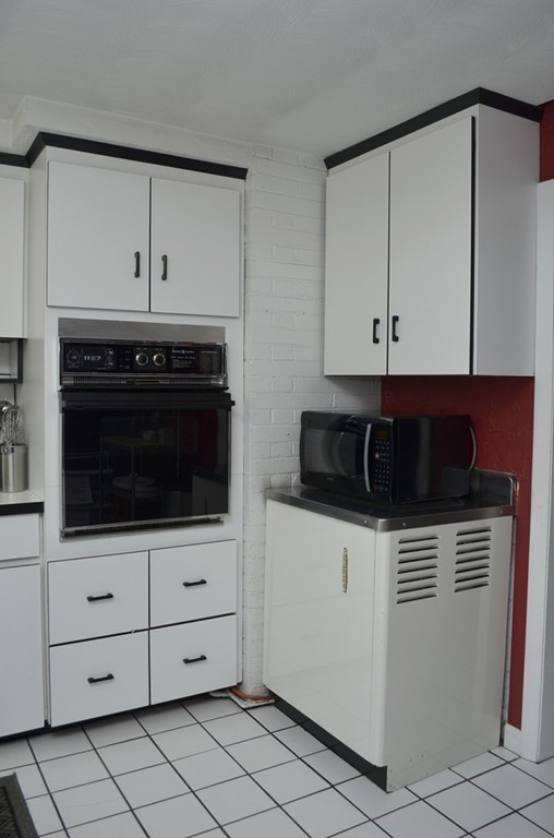 21 Turner Road Framingham, MA 01701 - Photo 7 of 28