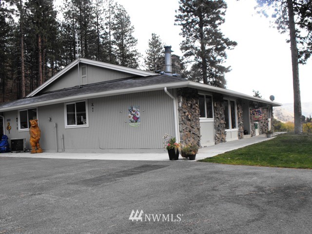 6303 Navarre Coulee Road Chelan, WA 98816 - Photo 1 of 13 Gallery Image 1