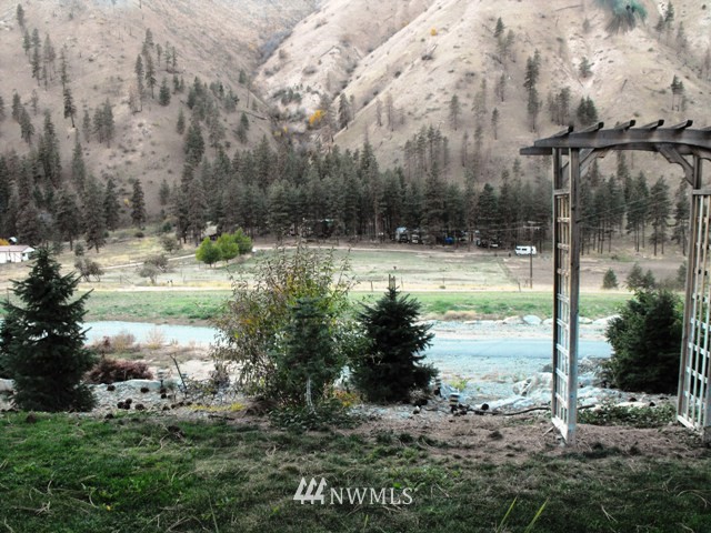 6303 Navarre Coulee Road Chelan, WA 98816 - Photo 12 of 13 Gallery Image 12