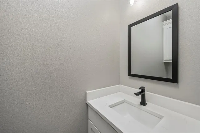 $299,999 | 11306 Cedar Drive, Mabank, TX 75156