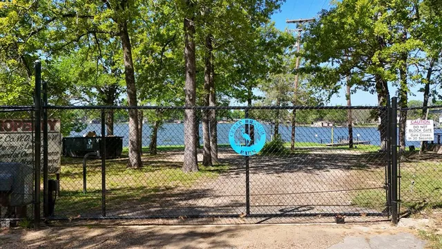 $299,999 | 11306 Cedar Drive, Mabank, TX 75156