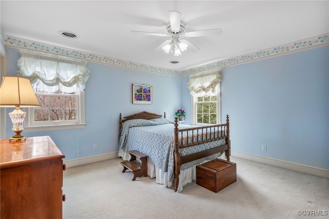 5219 Clipper Cove Road Midlothian, VA 23112 - Photo 33 of 49 a living room with furniture and a window