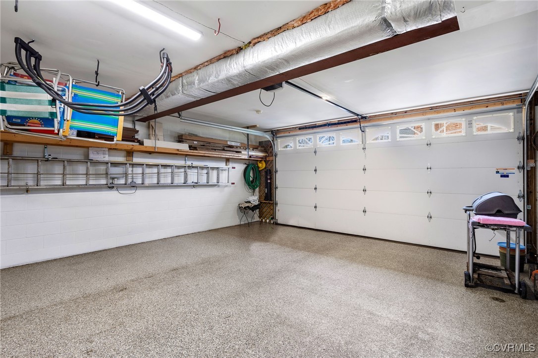 5219 Clipper Cove Road Midlothian, VA 23112 - Photo 42 of 49 a view of a garage