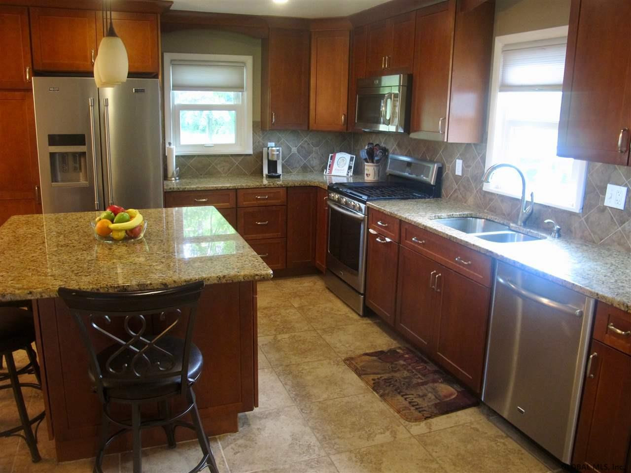 25 Wing Road Rexford, NY 12148 - Photo 3 of 21 Photo 3