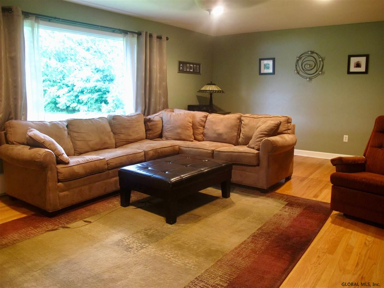 25 Wing Road Rexford, NY 12148 - Photo 8 of 21 Photo 8